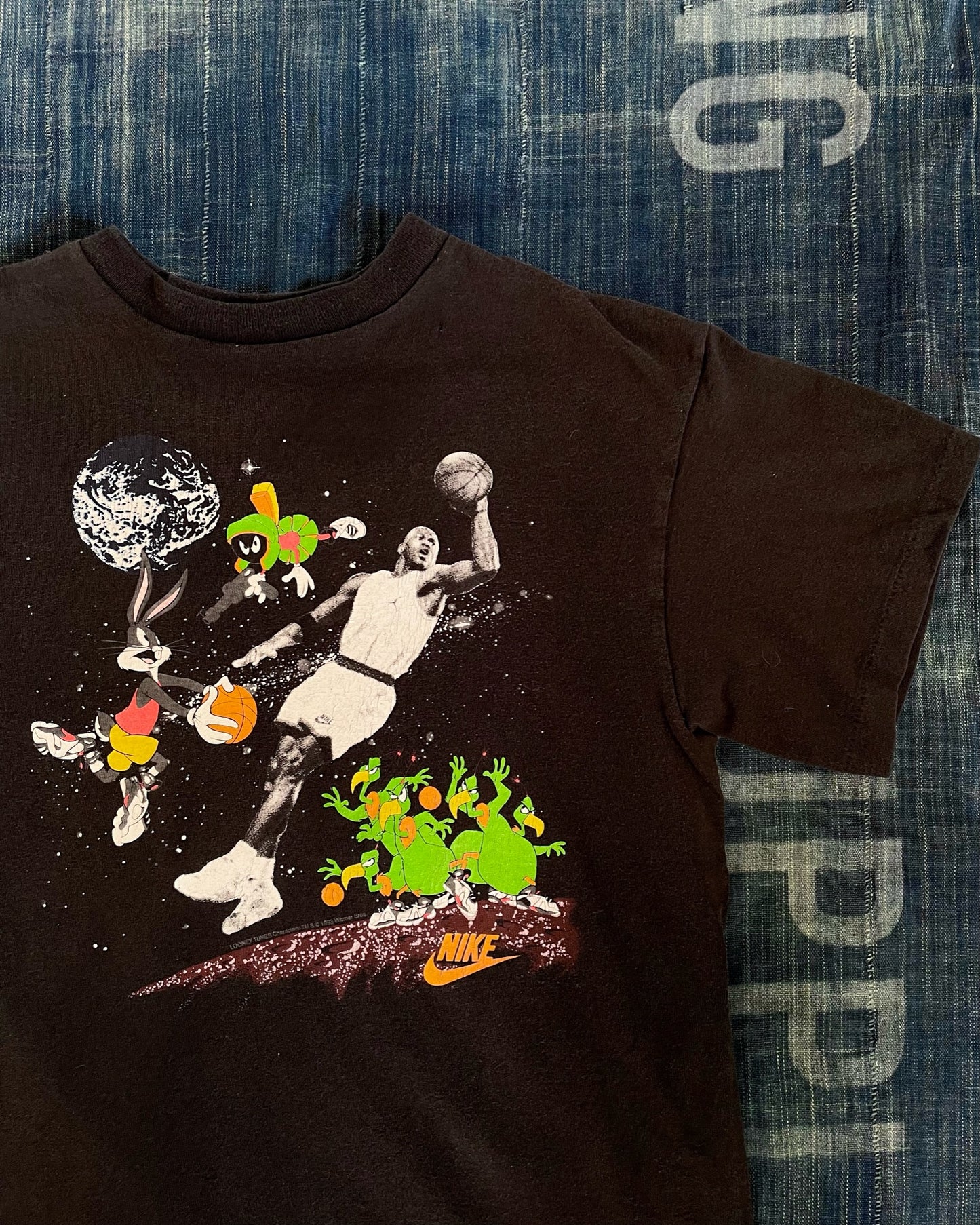 Rare Vintage 1990s Nike Space Jam T-shirt